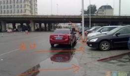 出警爆料抢劫案例最新,最新抢劫案紧急通报，警方全力追捕嫌疑人